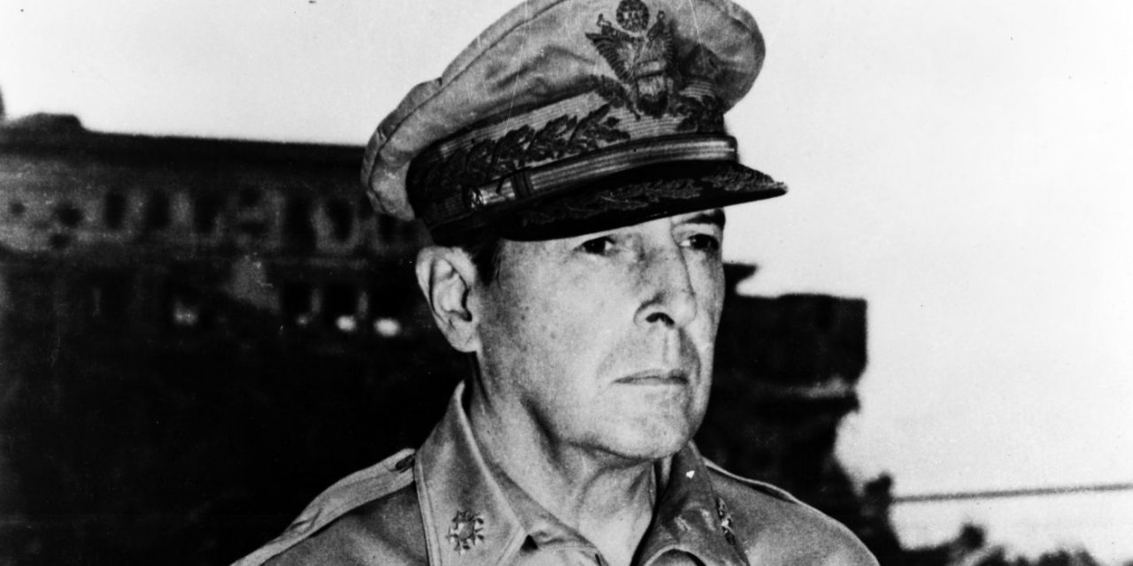  MacArthur leaves Corregidor