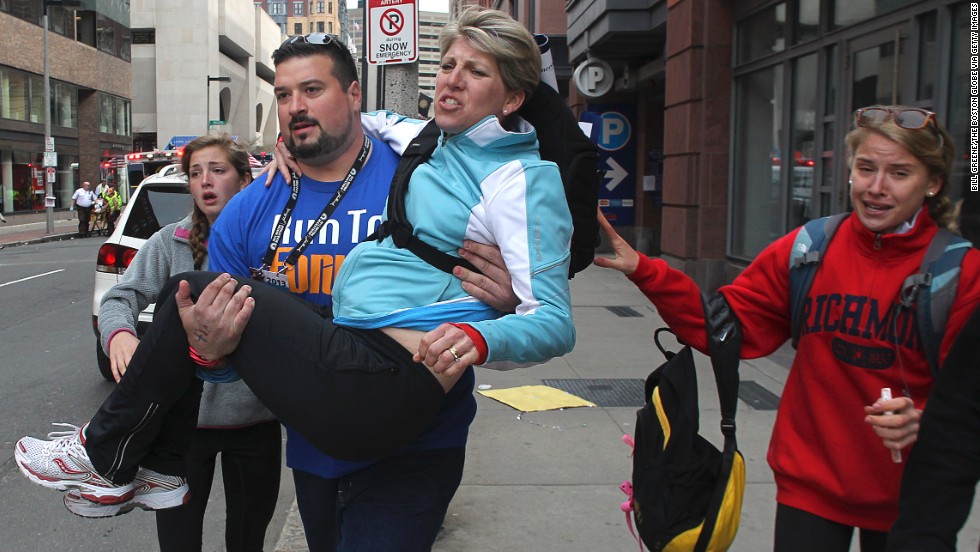 Three people killed, hundreds injured in Boston Marathon bombing
